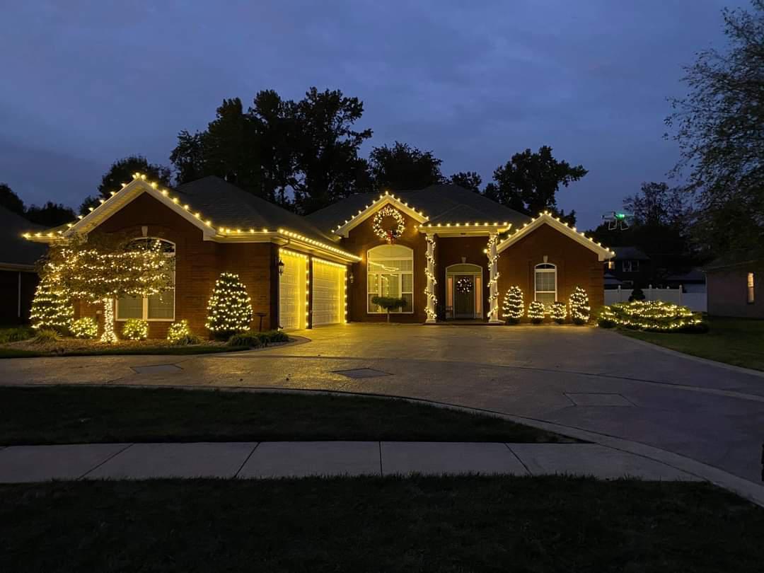 Image 2 | Indy Christmas Light Pro's