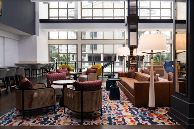 Images Hilton Garden Inn Charleston Waterfront/Downtown
