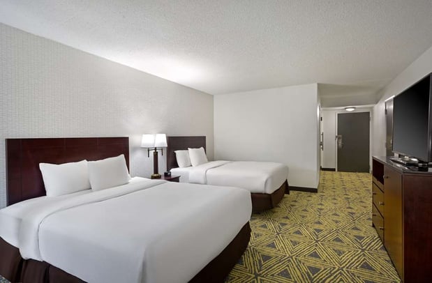 Images DoubleTree by Hilton Washington Meadow Lands Casino Area
