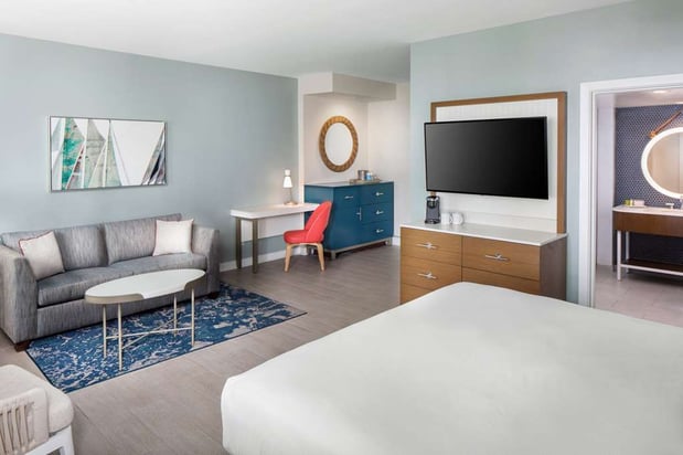 Images The Reach Key West, Curio Collection by Hilton