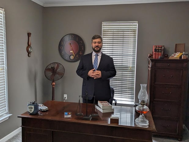 Images The Law Office of W. Randall Holcomb, PLLC