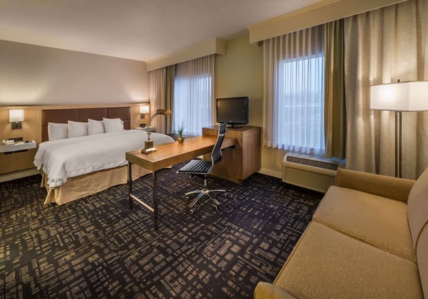 Images Hampton Inn & Suites Reno
