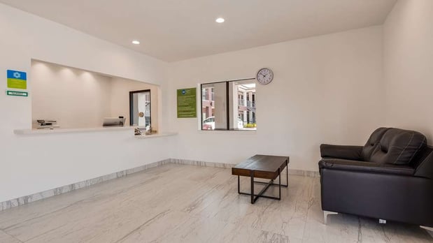 Images SureStay by Best Western Baytown