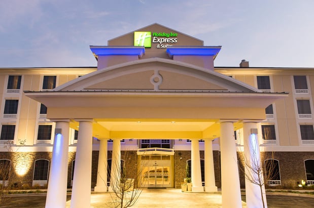 Images Holiday Inn Express & Suites Aiken by IHG