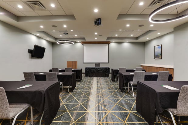 Images Holiday Inn Mobile - Airport by IHG