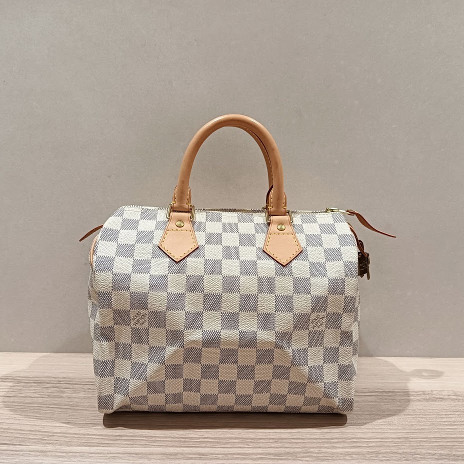 Images KOMEHYO（コメ兵）買取センターリバーウォーク北九州
