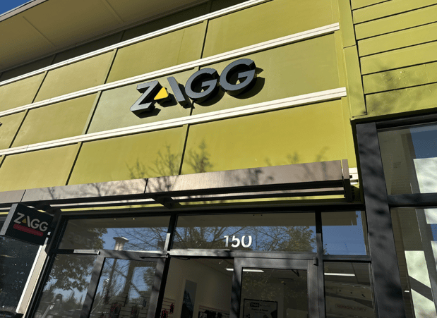 Images ZAGG Orchard Town Center