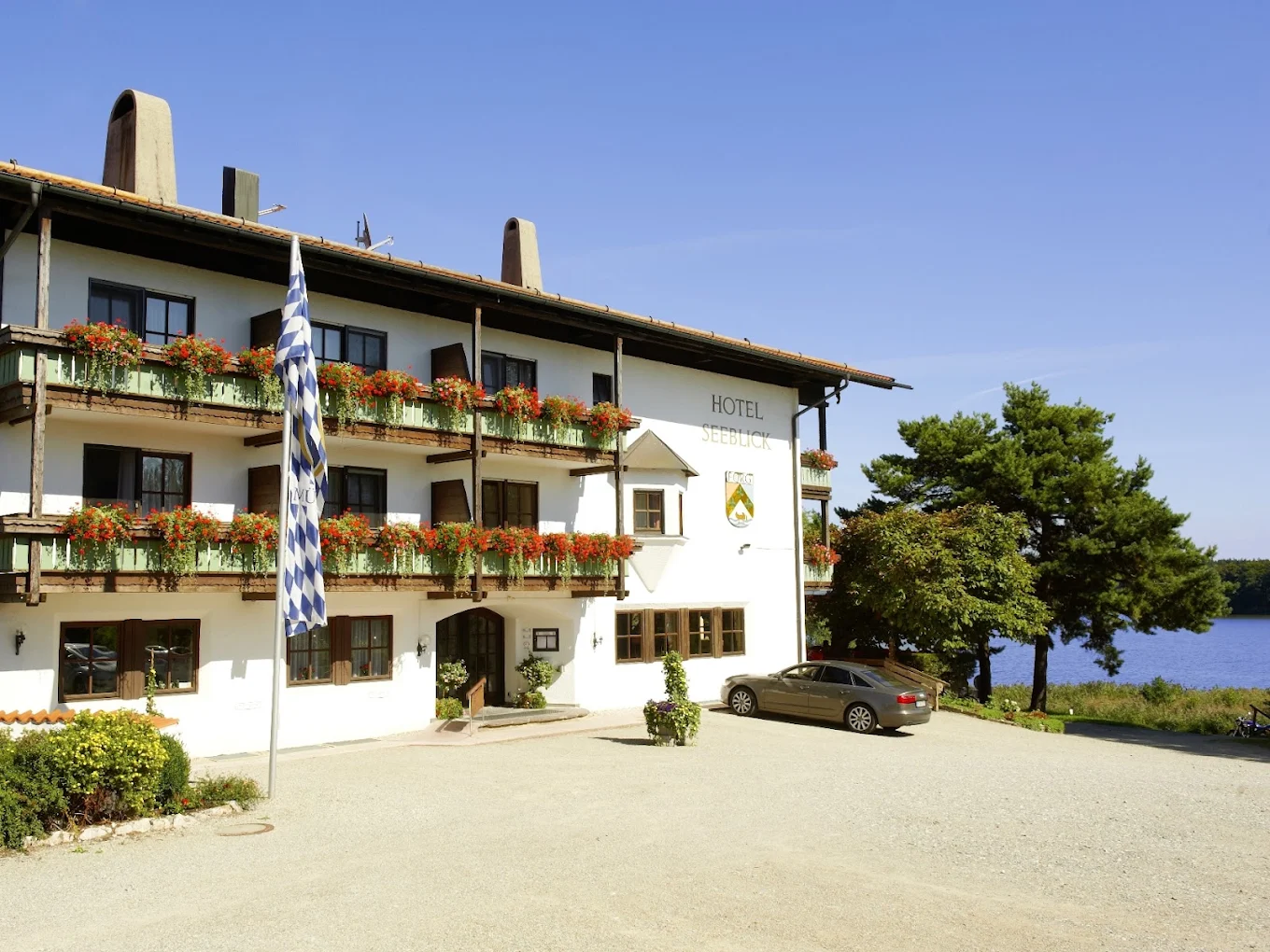 Bild 1 Aktiv- und Wellnesshotel Seeblick in Bad Endorf