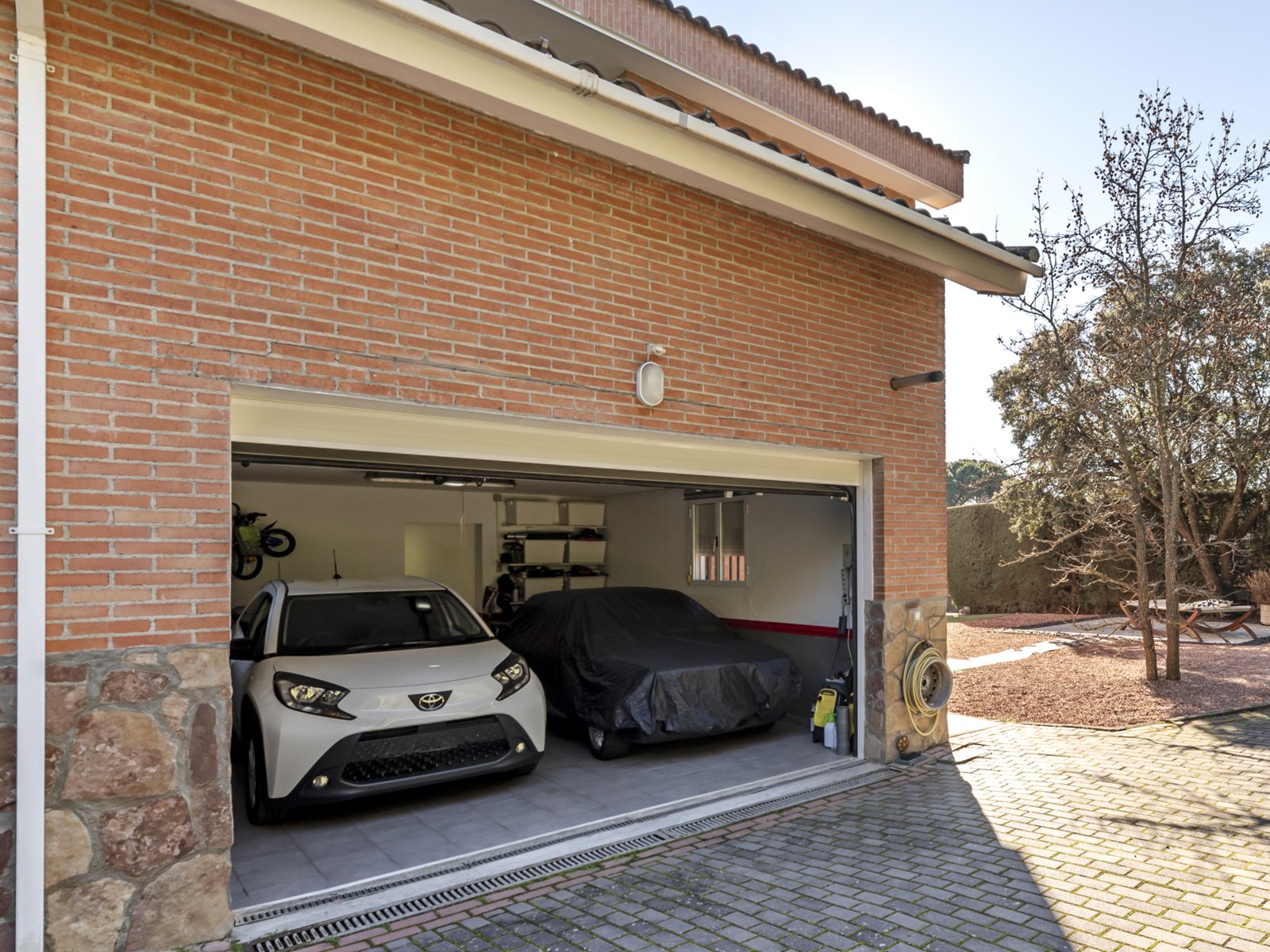 Mr Garage Pro