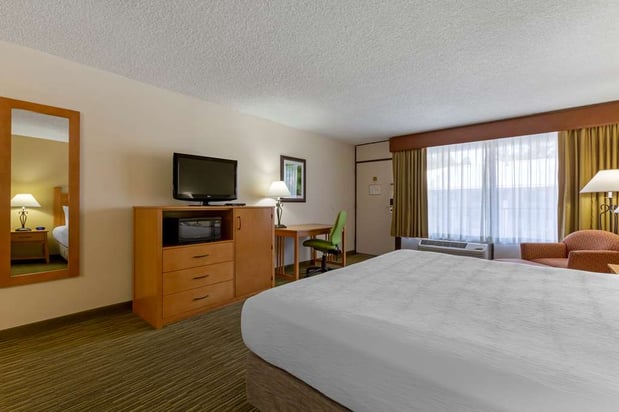 Images Best Western Paint Pony Lodge