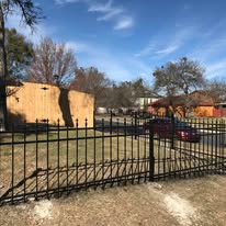 Veteran Fence & Deck Image