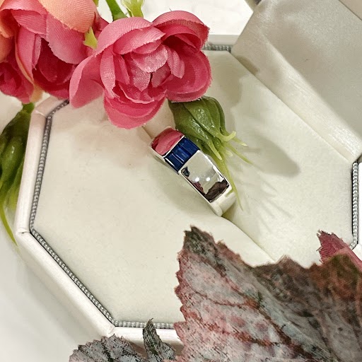 Images 買取専門店  KOMEHYO  (コメ兵)  広島三越