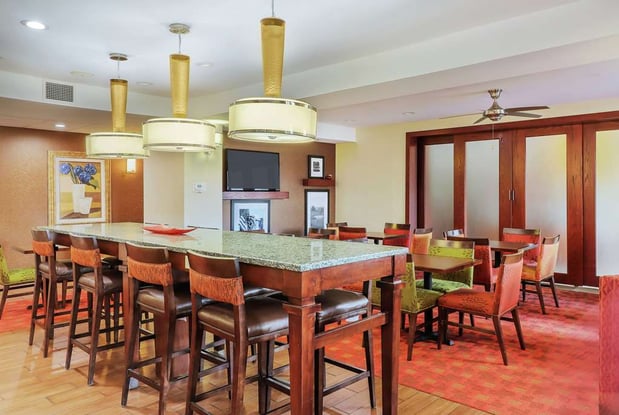 Images Hampton Inn Heath-Newark