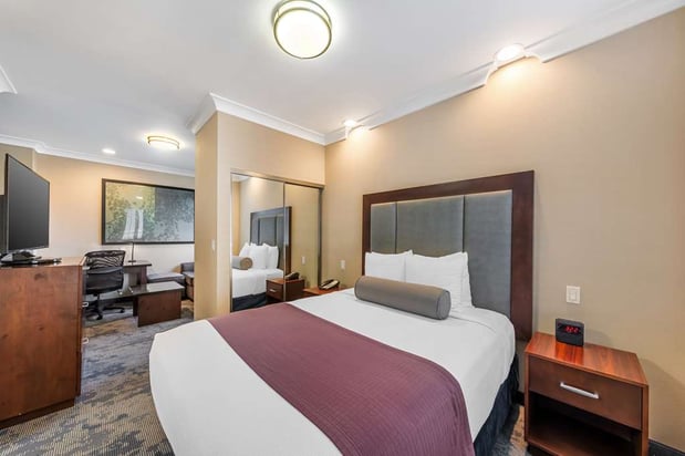 Images Best Western Plus Avita Suites