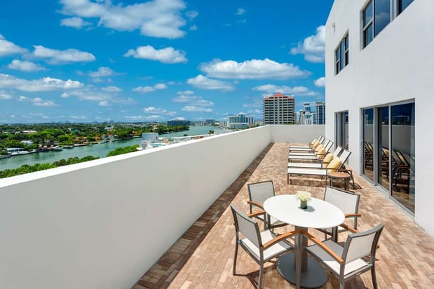Images Hilton Cabana Miami Beach Resort