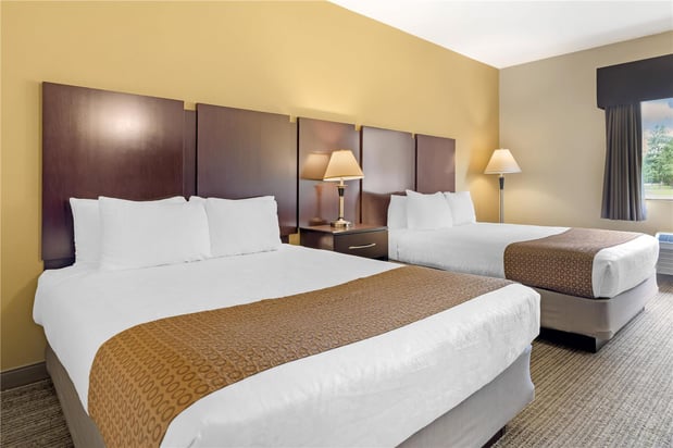 Images Best Western Plus Plaza by the Green