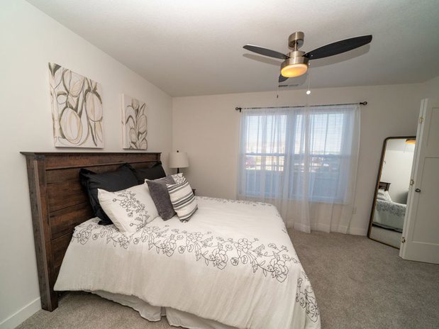 Images Trade Winds Apartment Homes