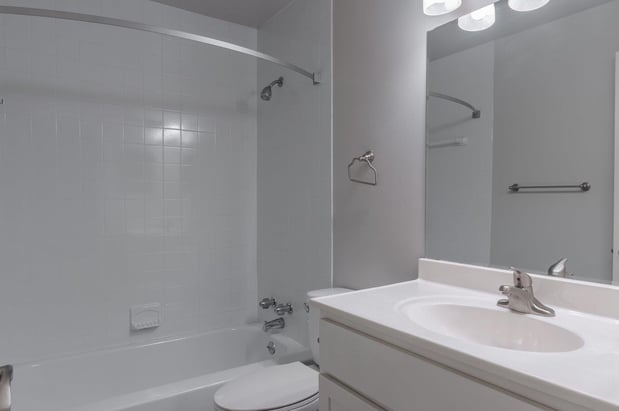 Images Nineteen North Apartments & Townhomes