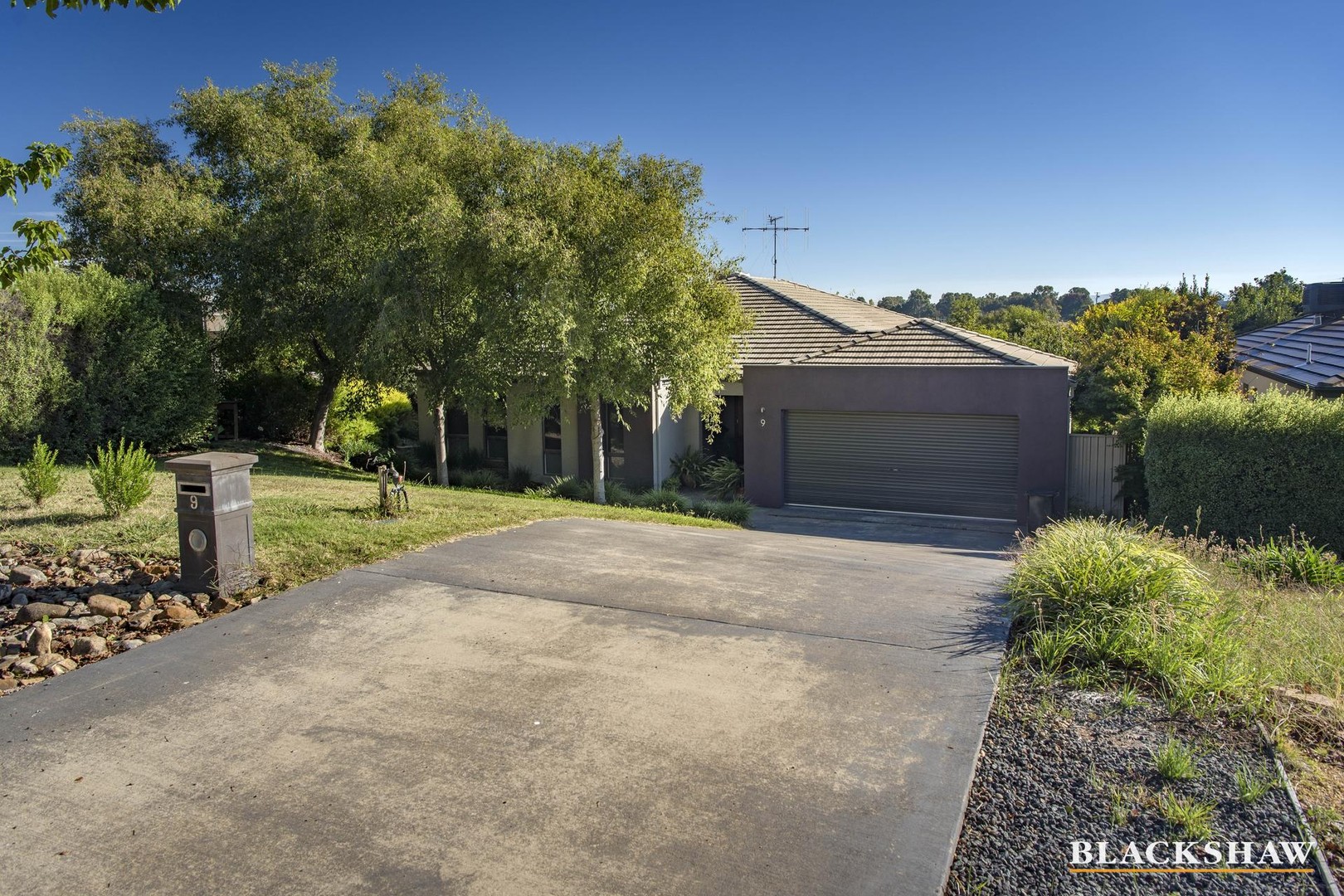 Images Blackshaw Real Estate Tuggeranong