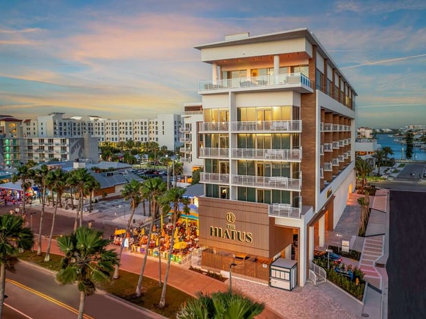 Images The Hiatus Clearwater Beach, Curio Collection by Hilton