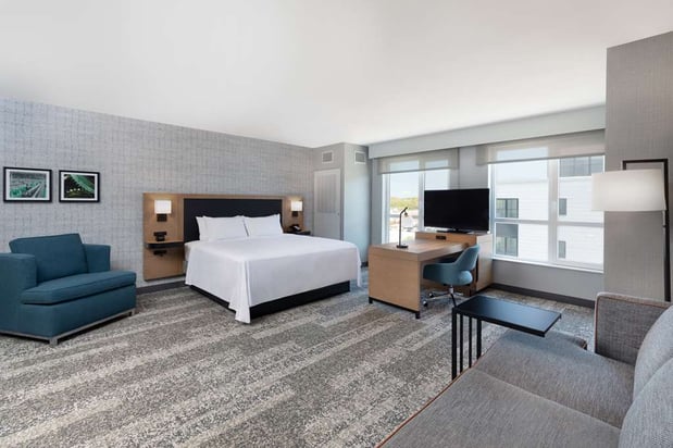 Images Hampton Inn & Suites Watertown Boston