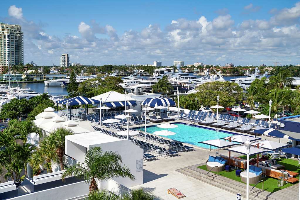 Pool Bahia Mar Fort Lauderdale Beach - a DoubleTree by Hilton Hotel Fort Lauderdale (954)764-2233