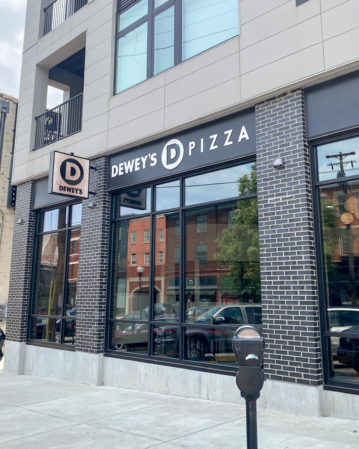 Dewey's Pizza - Covington Image
