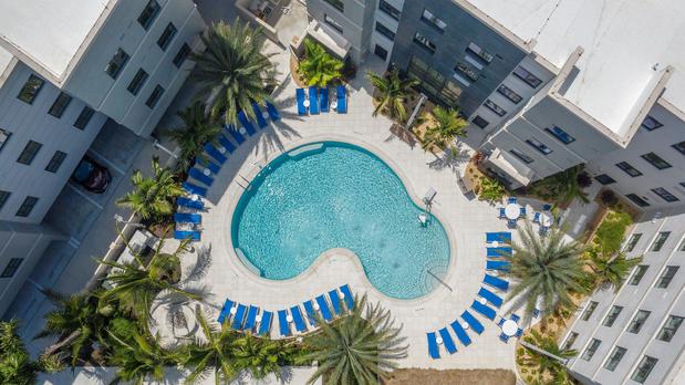 Images Staybridge Suites Naples - Marco Island by IHG