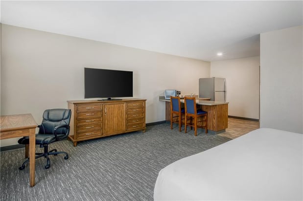 Images SureStay Plus by Best Western Elizabethtown Hershey