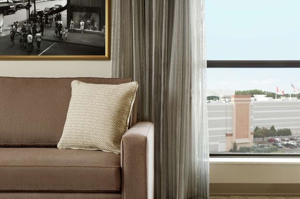 Images Embassy Suites by Hilton Syracuse Destiny USA