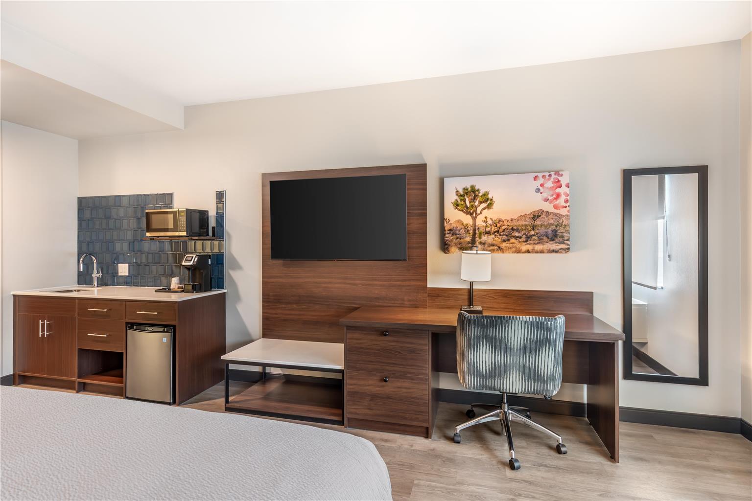 King Guestroom