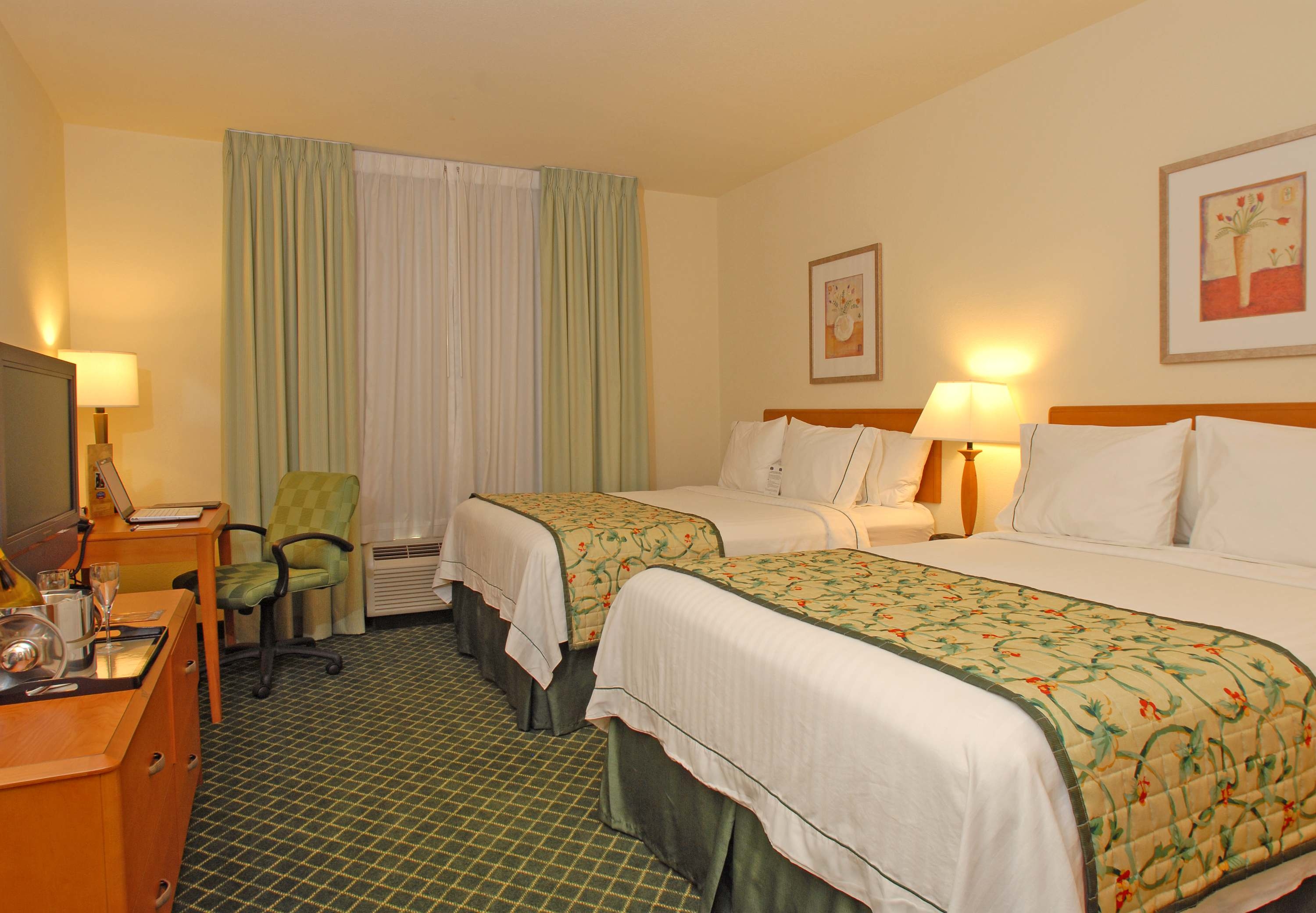 Fairfield Inn & Suites by Marriott Temecula in Temecula, CA (Hotels