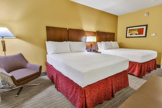 Images Holiday Inn Express & Suites Houston South - Pearland by IHG