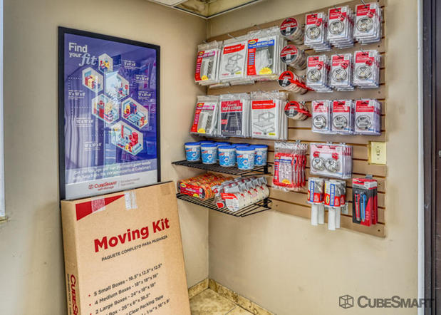 Images CubeSmart Self Storage
