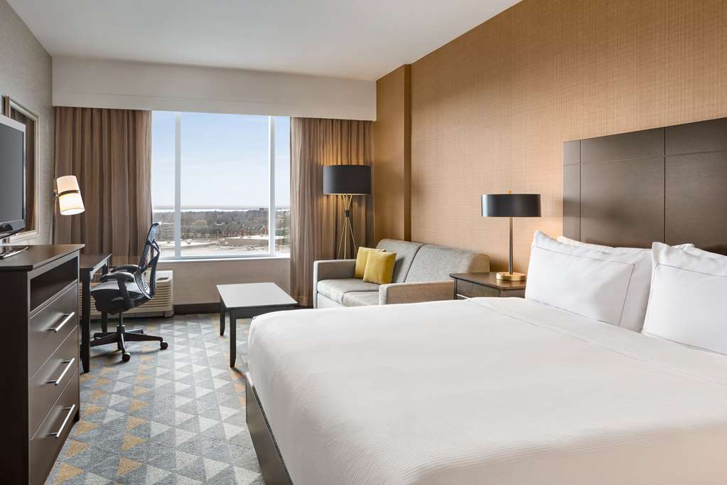 Images DoubleTree by Hilton Pointe Claire Montreal Airport West