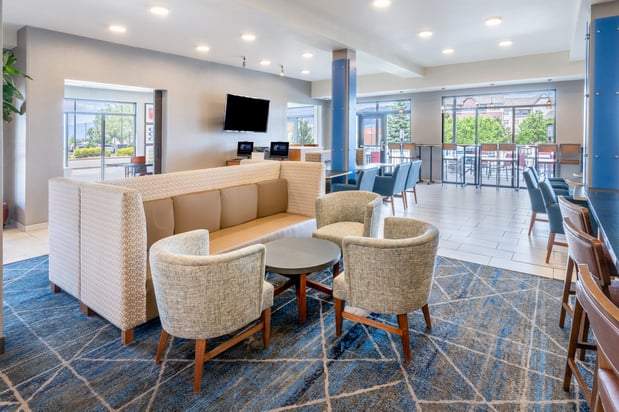 Images Holiday Inn Express & Suites Colorado Springs Afa Northgate by IHG