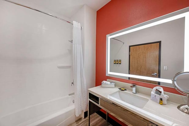 Images Best Western Plus Executive Residency Carlsbad Hotel