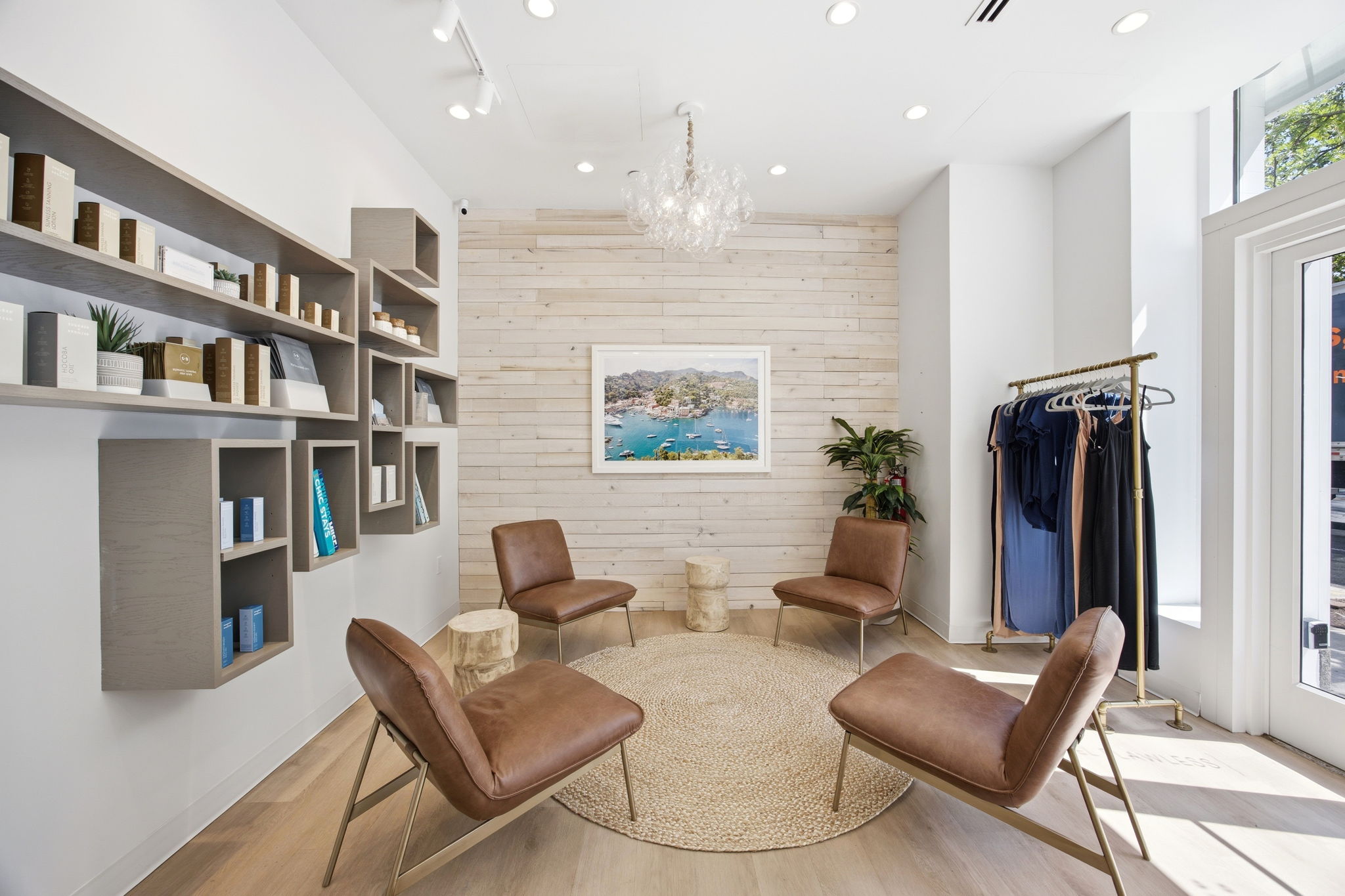SUGARED + BRONZED Lower East Side Lobby