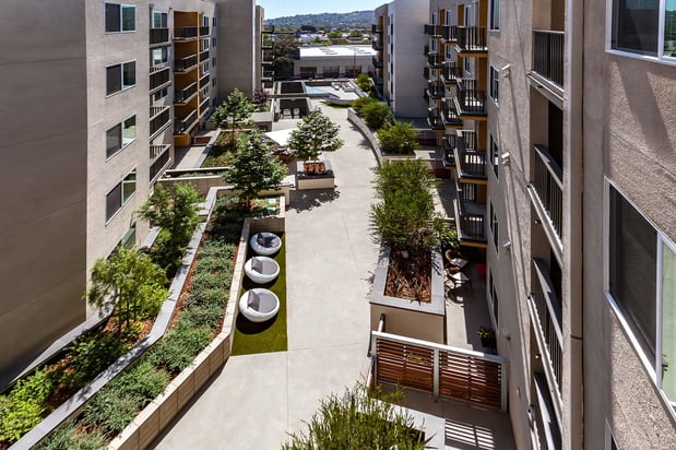Images Camden Glendale Apartments