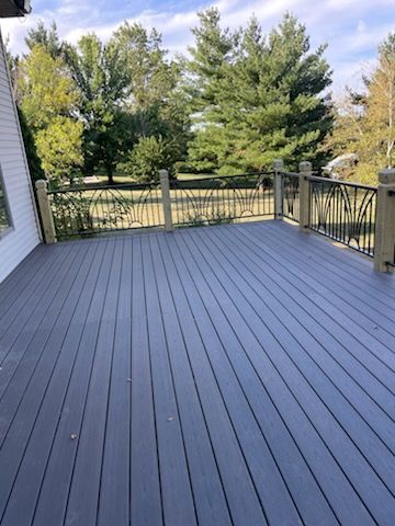 Deck Stars LLC Image