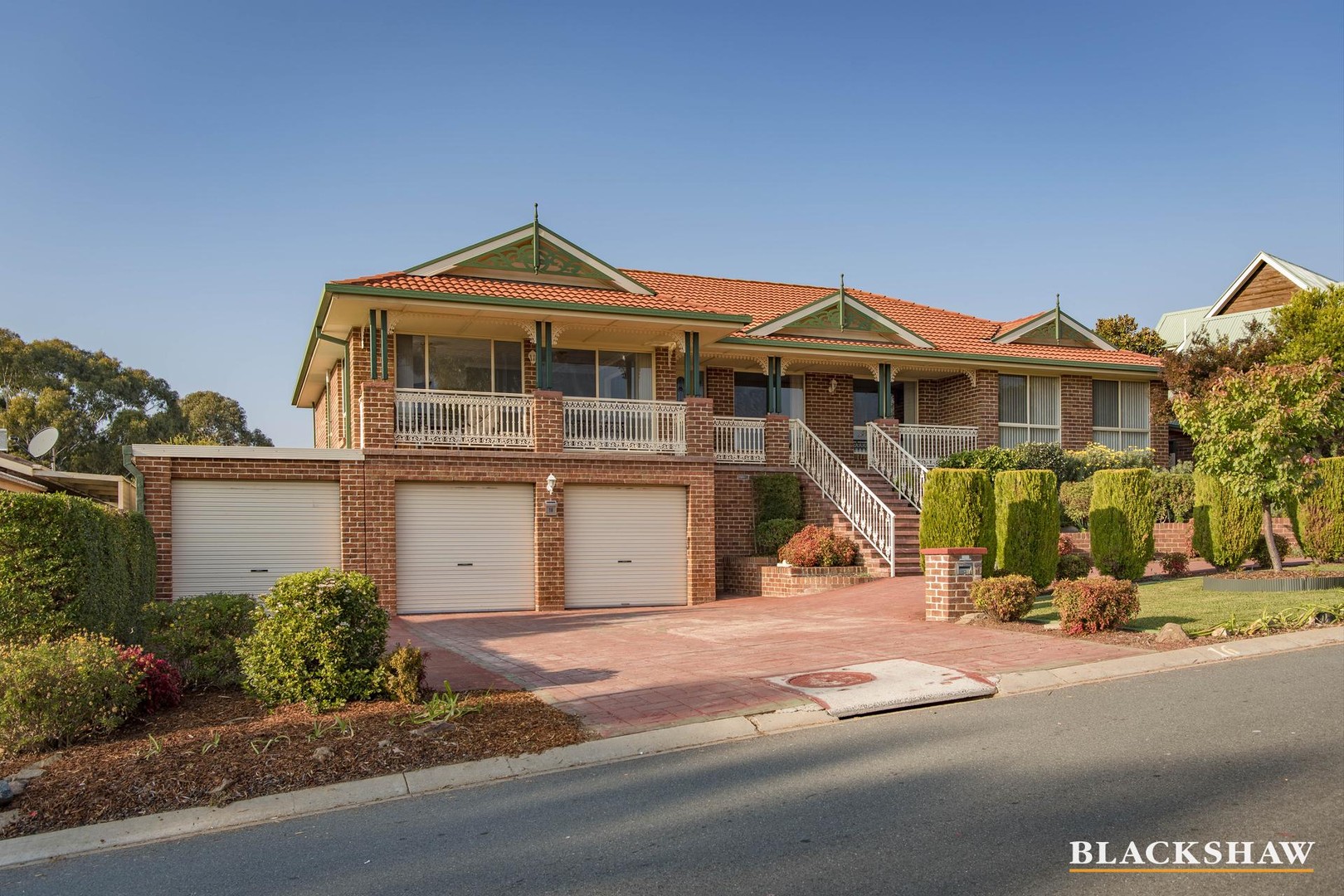Images Blackshaw Real Estate Tuggeranong