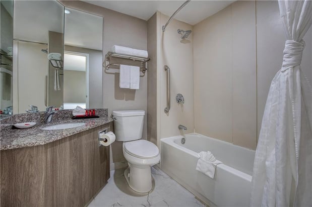 Images SureStay Plus by Best Western Chicago Lombard