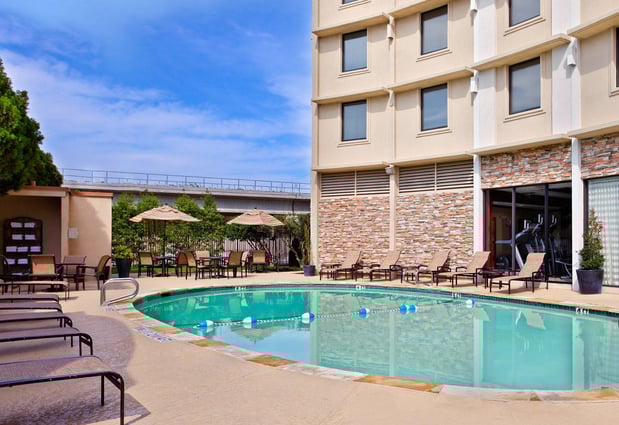 Images Holiday Inn Express Dallas Medical - Market Ctr by IHG
