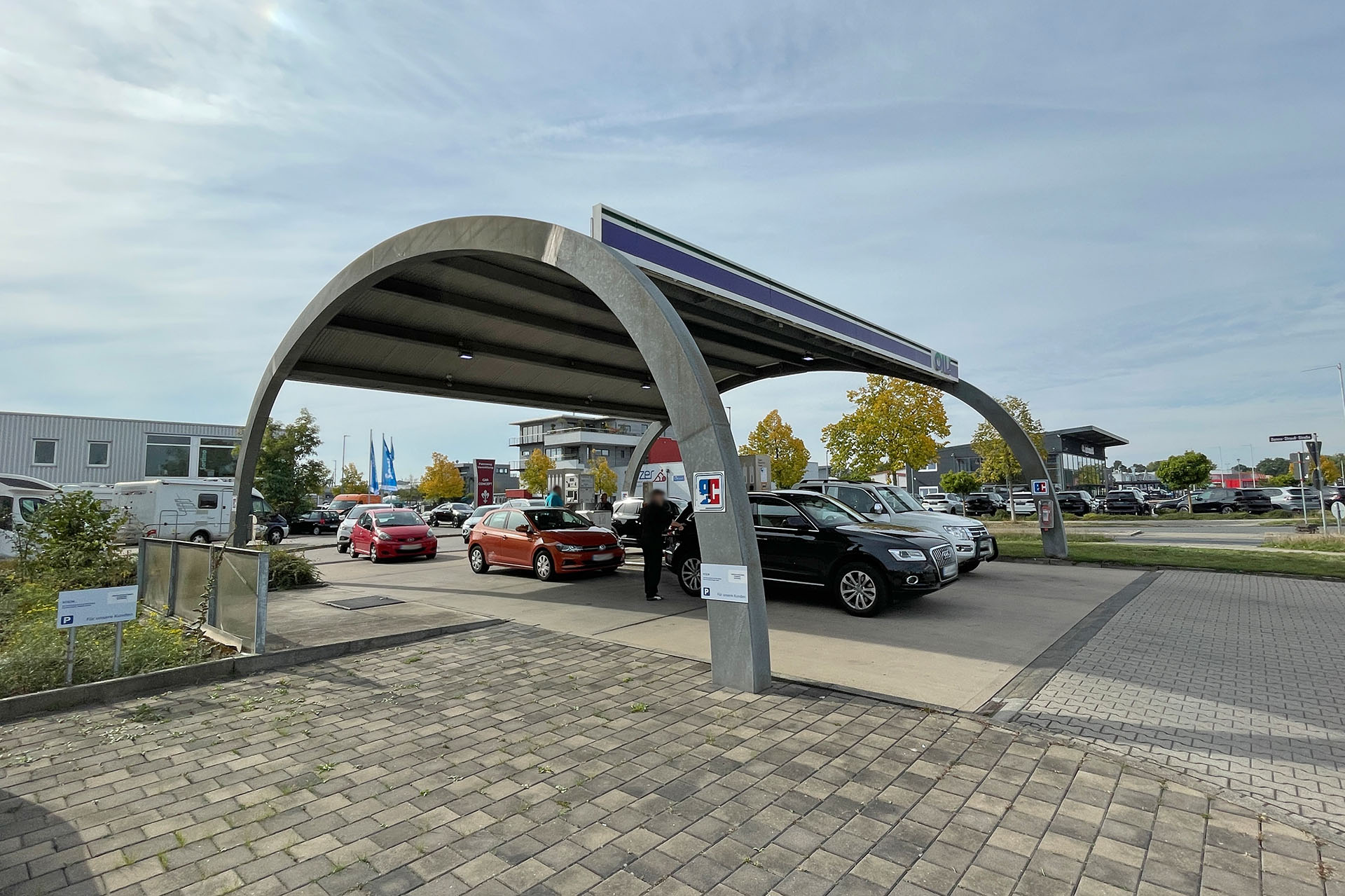 OIL! tank & go Automatentankstelle, Benno-Strauß-Str. 31 in Fürth