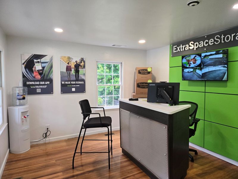 Images Extra Space Storage