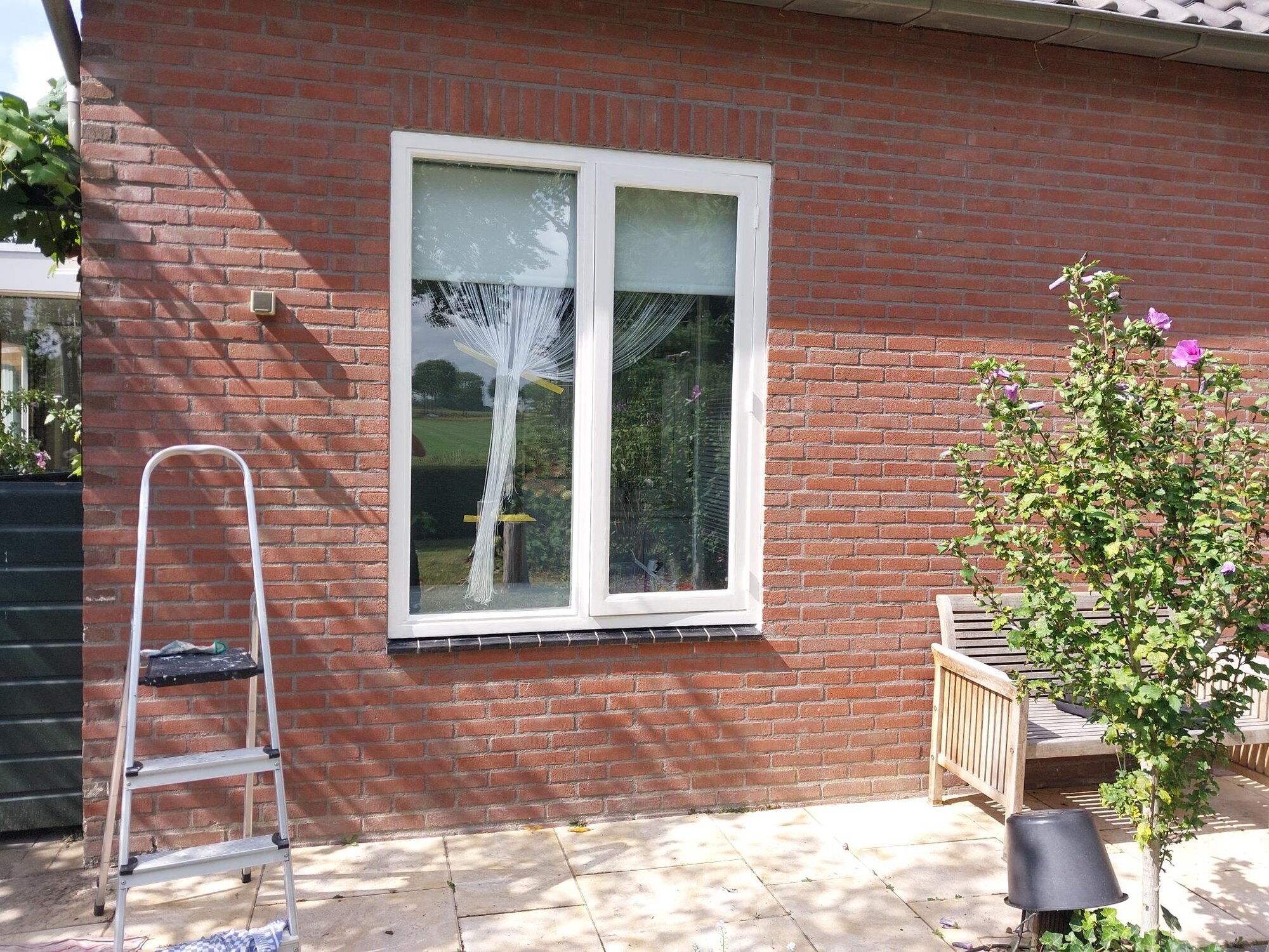 Foto's O.F.S.  muur-plafondspuiten.nl