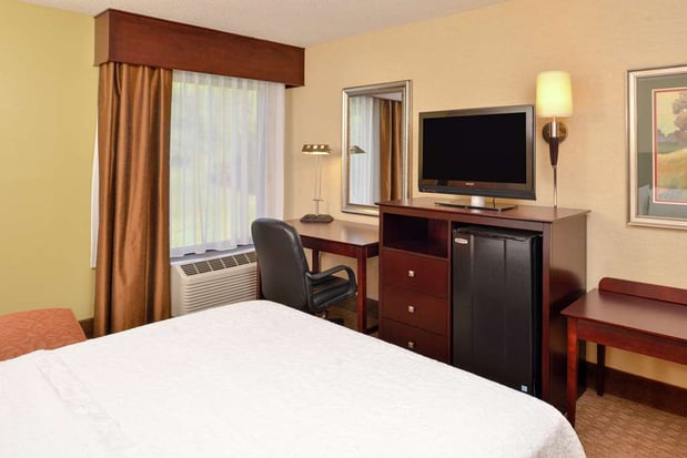 Images Hampton Inn Staunton