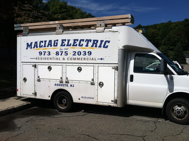 Images Maciag Electric, LLC