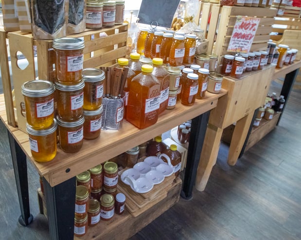 Images Grandpa’s Cheesebarn & Sweeties Chocolates