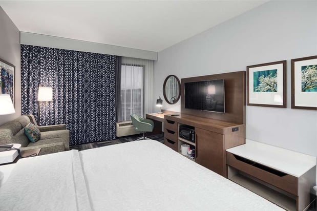 Images Hampton Inn Louisville-Northeast